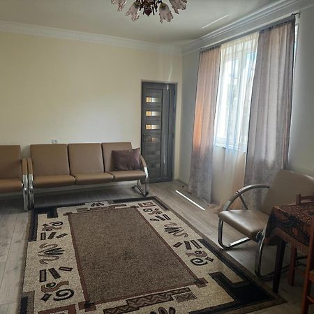 Armani Guest House Martuni Экстерьер фото